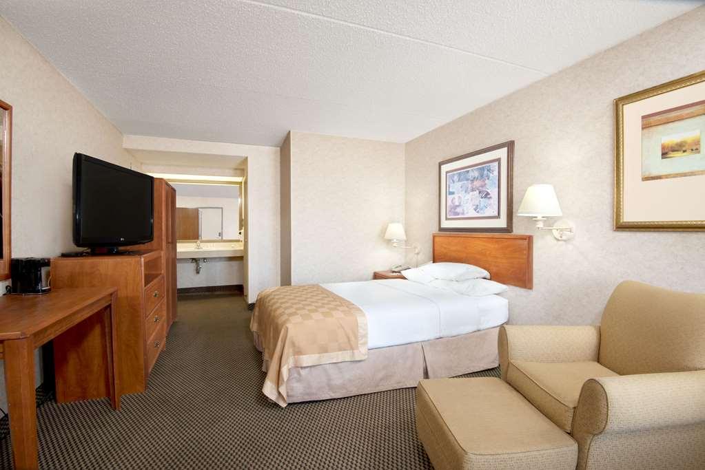 Travelodge By Wyndham Pueblo Pokój zdjęcie