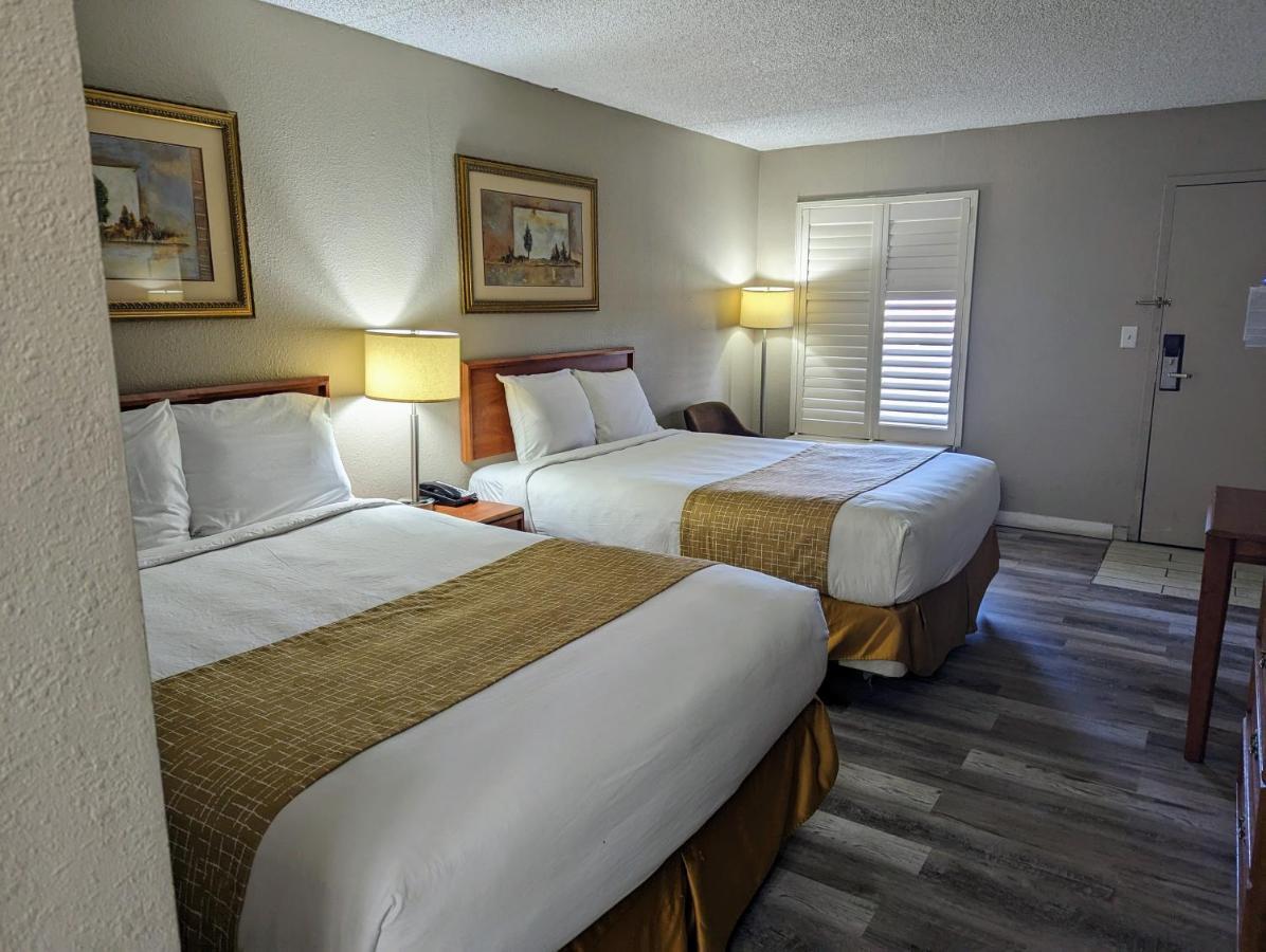 Travelodge By Wyndham Pueblo Zewnętrze zdjęcie